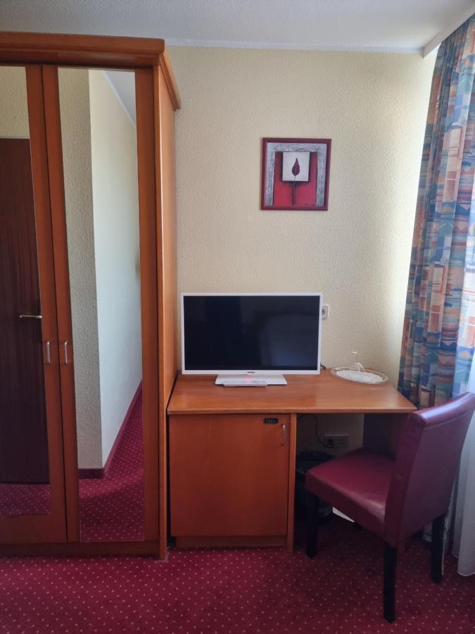 Hotel Mondial ดุสเซลดอร์ฟ ภายนอก รูปภาพ