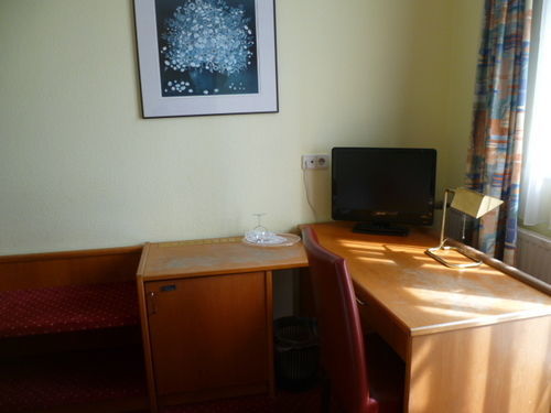 Hotel Mondial ดุสเซลดอร์ฟ ภายนอก รูปภาพ